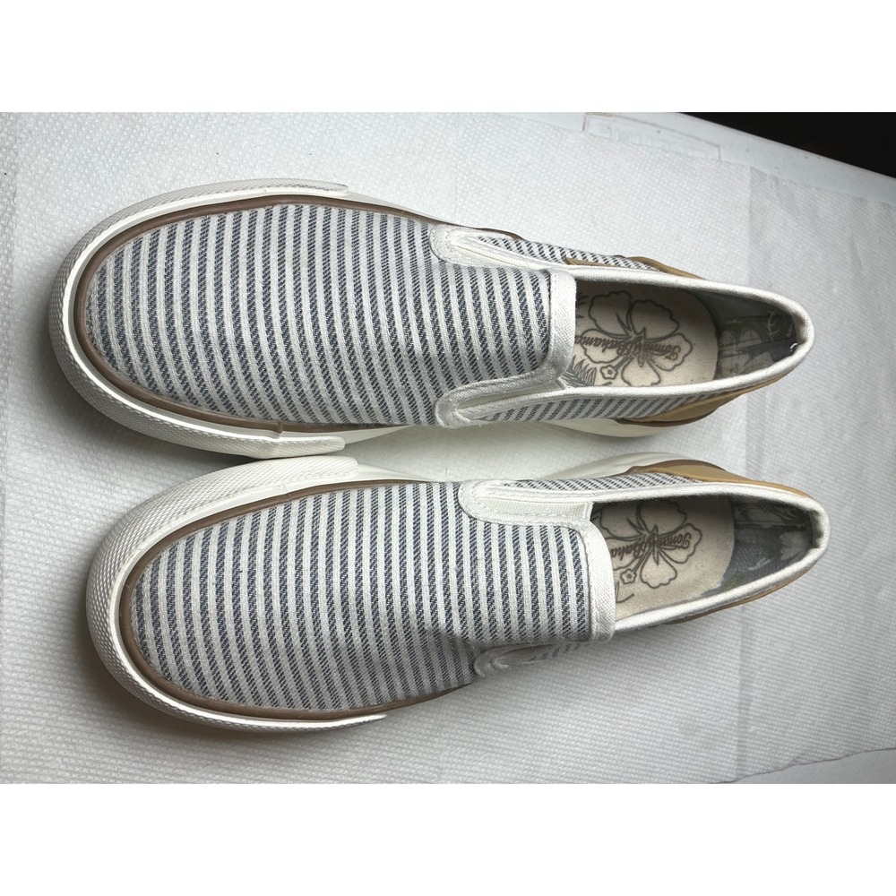 Tommy Bahama Grey White Striped Slip On Sneakers Women 6 TBF23WVL057A Coastal